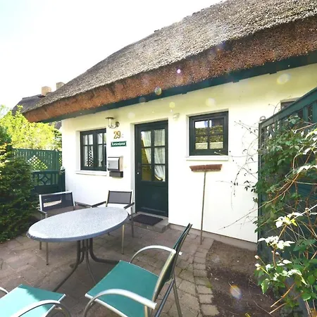 Lotsenhaus-in-gross-zicker-halbinsel-moenchgut Prázdninový dům Groß Zicker