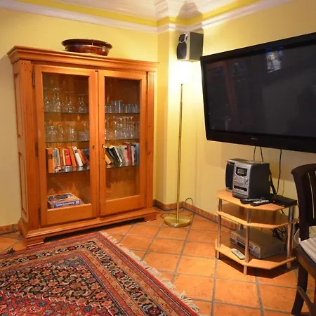 Lotsenhaus-in-gross-zicker-halbinsel-moenchgut Prázdninový dům Groß Zicker