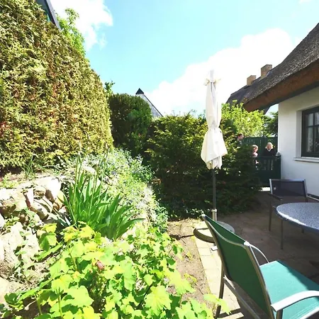 Prázdninový dům Lotsenhaus-in-gross-zicker-halbinsel-moenchgut *