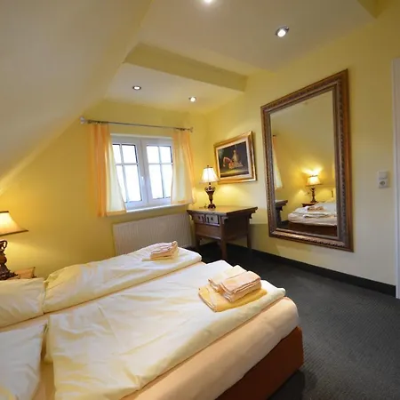 Prázdninový dům Lotsenhaus-in-gross-zicker-halbinsel-moenchgut Groß Zicker